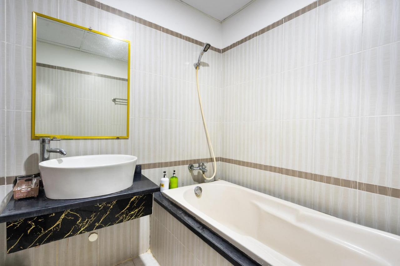 Super Oyo 1160 Hai Phong Hotel Cidade de Ho Chi Minh Exterior foto